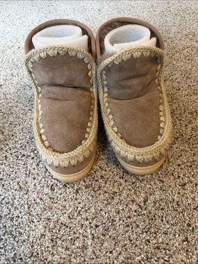 MOU Eskimo Sneaker, Elephant Grey, Size 38, EEUC